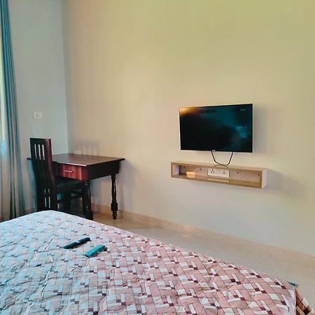 Hostel Hoztel Jollygrrant Doon Rāni Pokhri Zewnętrze zdjęcie